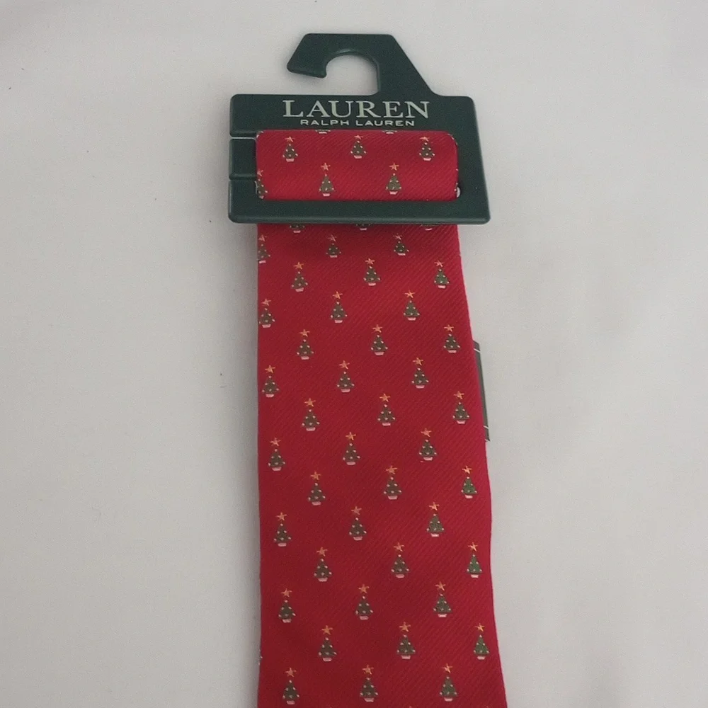 Ralph Lauren big boys Silk tie. One size red /holiday theme